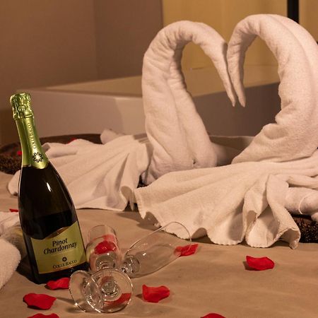 Duomo Luxury Suites ナポリ エクステリア 写真