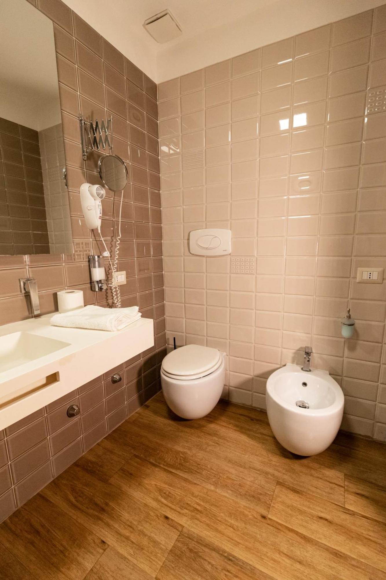 Duomo Luxury Suites ナポリ エクステリア 写真