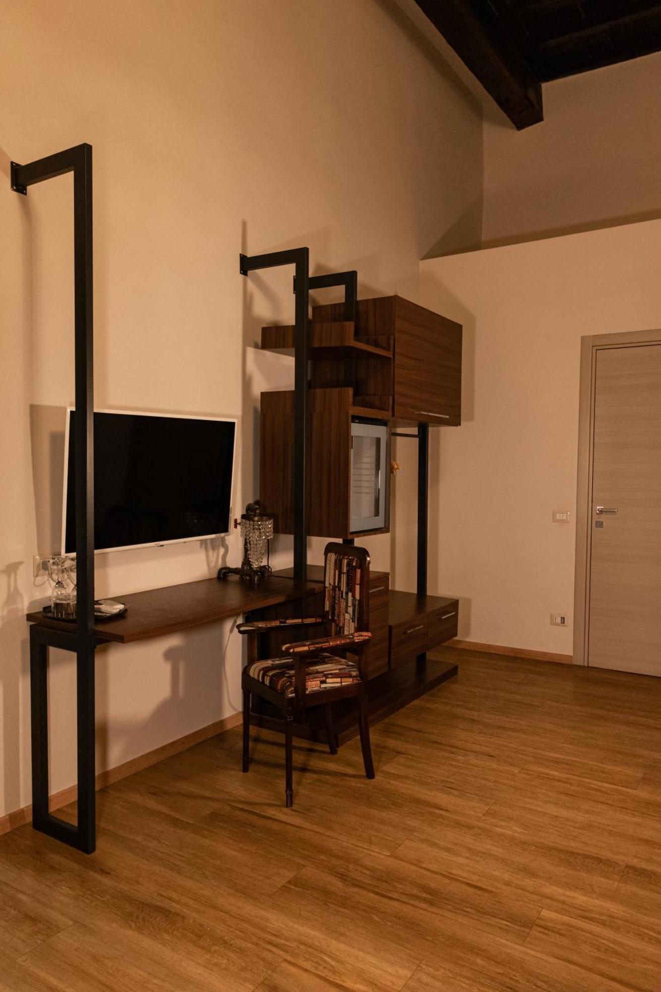 Duomo Luxury Suites ナポリ エクステリア 写真